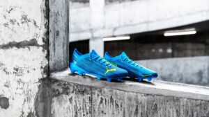 Sửa giày đá bóng