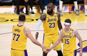 Tinh thần đoàn kết trong đội hình Lakers